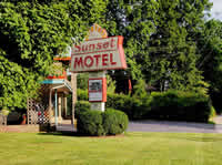 Fun things to do in Brevard NC : Sunset Motel in Brevard, NC. itemprop=